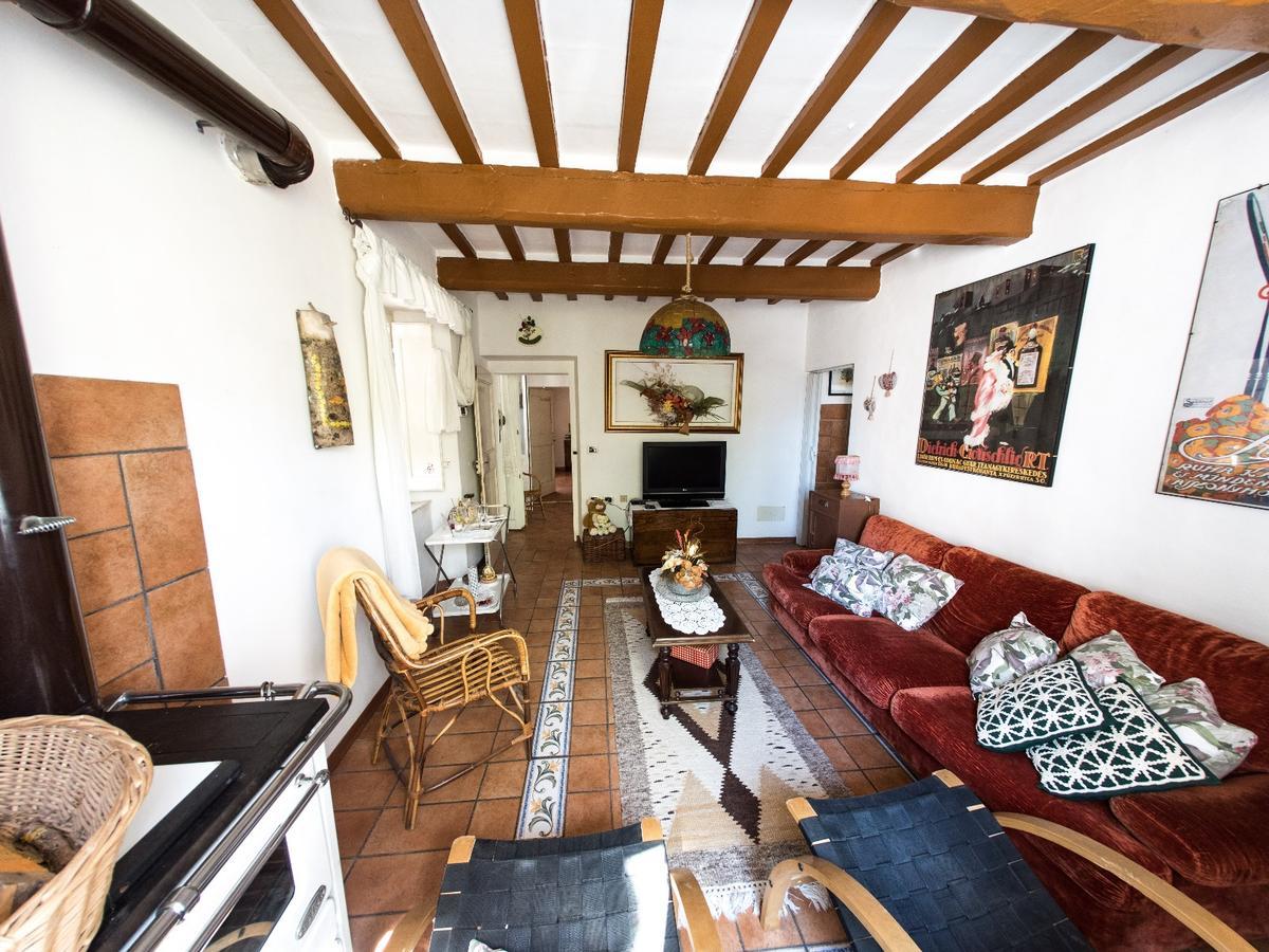 Casa Di Mamma Casa Vacanze Genga  Bagian luar foto