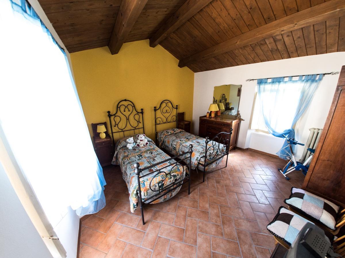 Casa Di Mamma Casa Vacanze Genga  Bagian luar foto